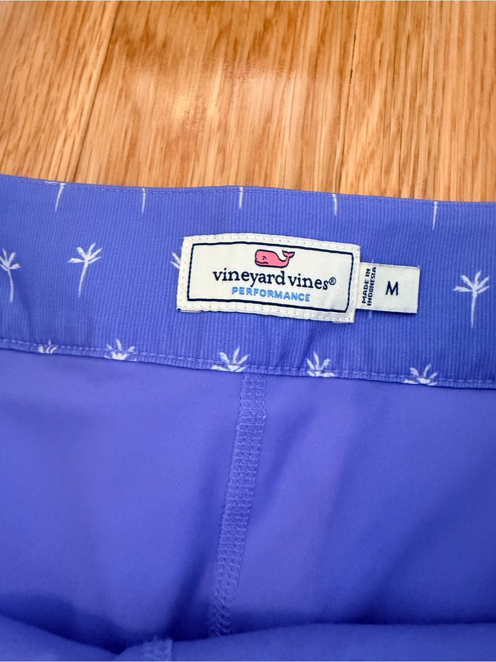 💕EUC Vineyard Vines Purple Mini Skort with White Palm Print - Picture 2 of 9